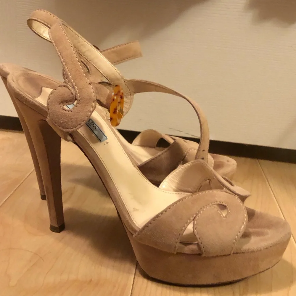 Prada Camoscio nude suede platform sandals 42